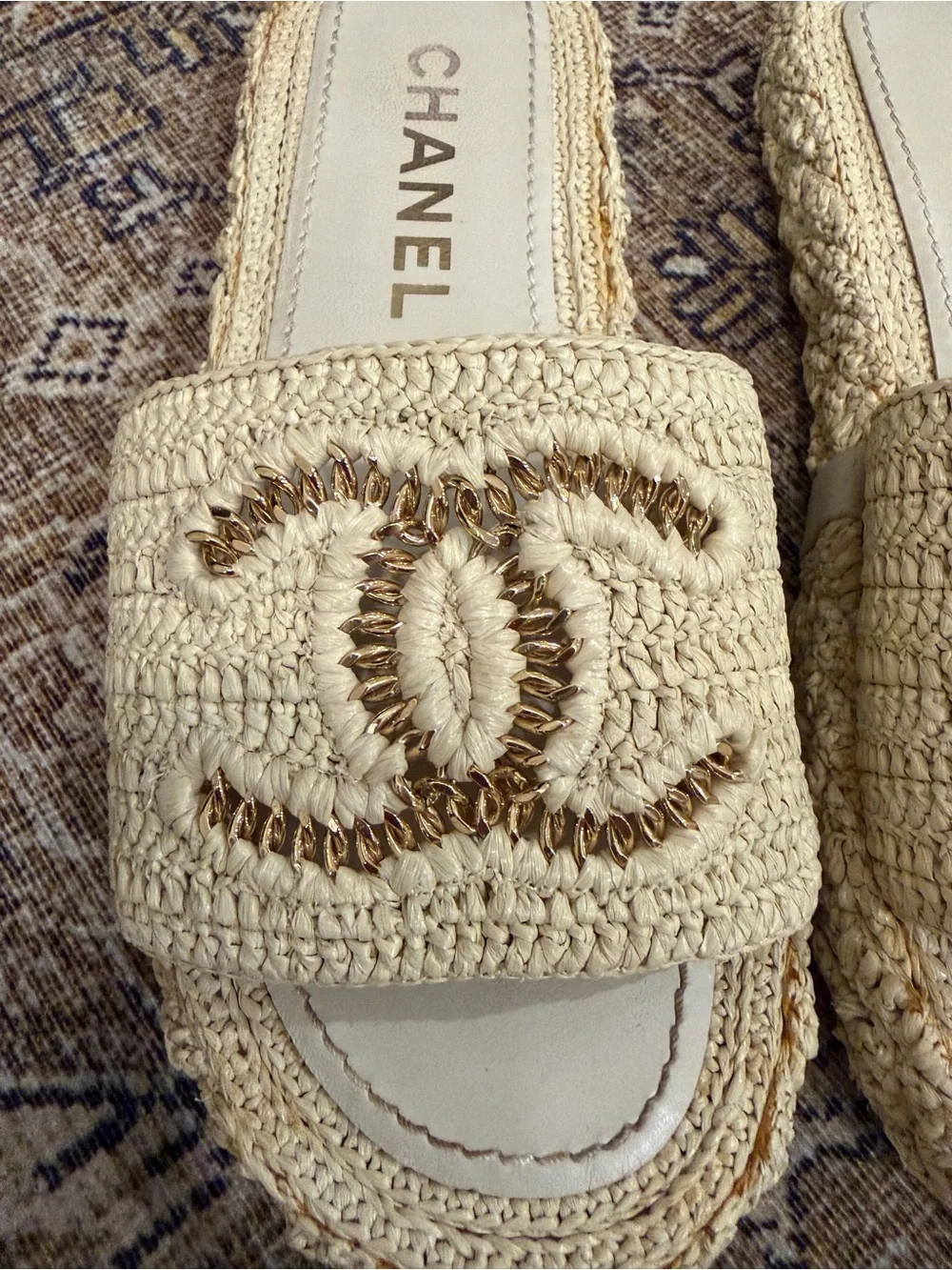 Chanel 21C Light Beige Raffia Mule Slides